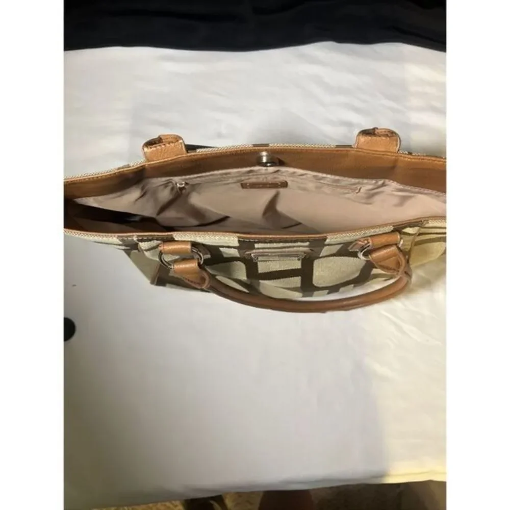 Nine West Handbag Tote Handbag Purse‎ Beige and Brown Design